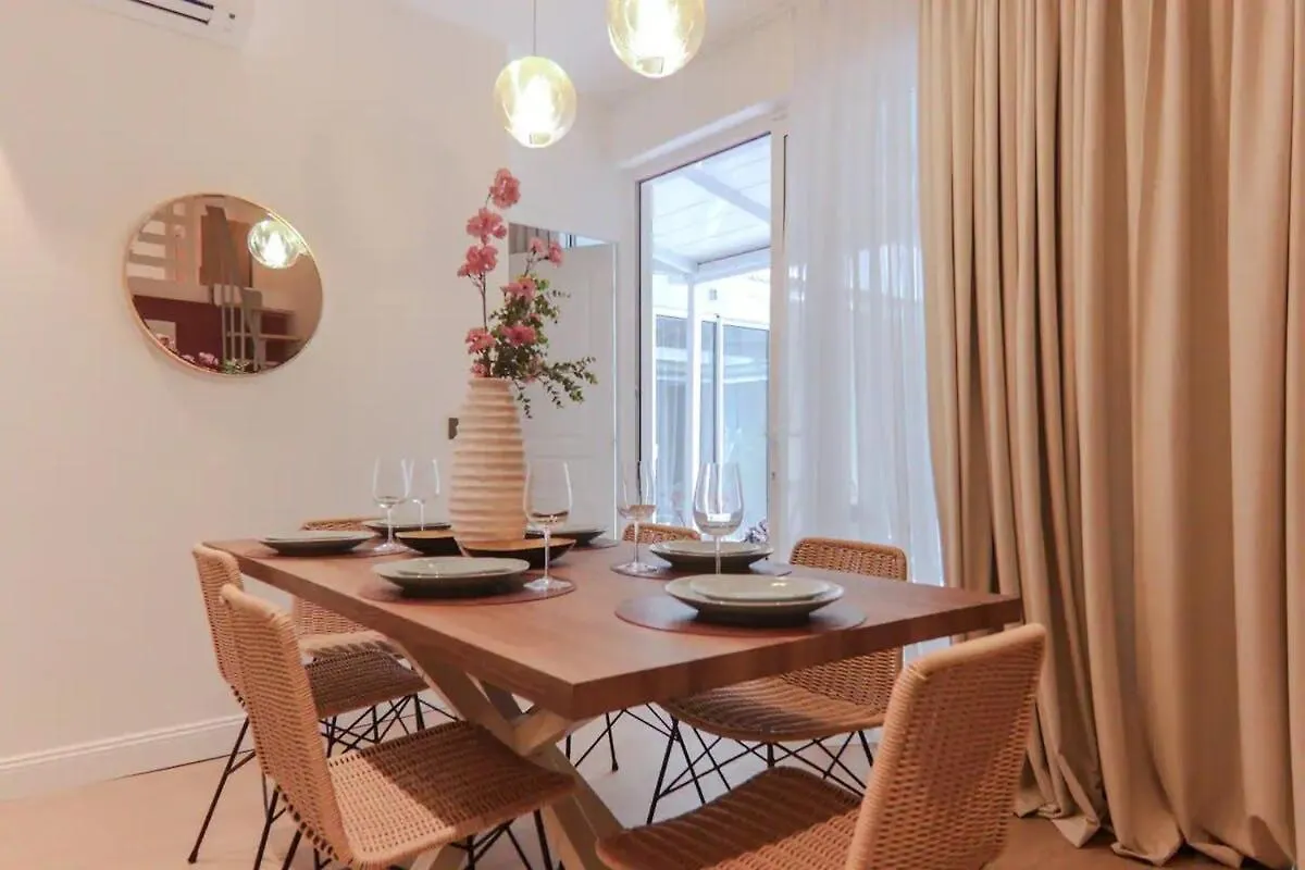 Apartment Angleterre 3 - Nice Centre - 3 Pieces 2 Sdb France